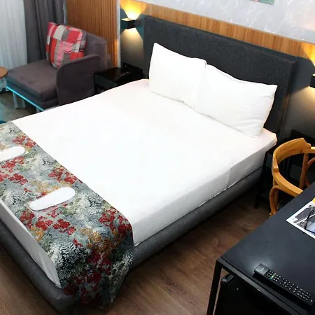 Fair Hotel