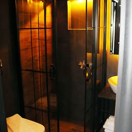 Fair Hotel